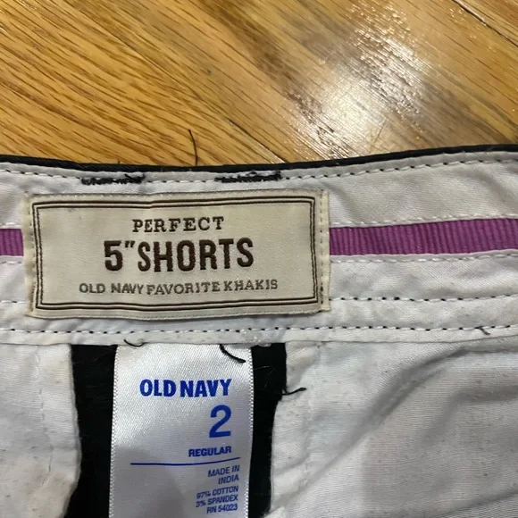 Old Navy/ Gap Shorts Lot - Picture 5 of 8